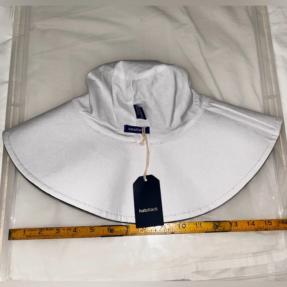 Hat Attack lightweight reversible